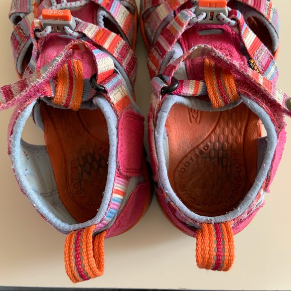 Keen Waterproof Sandals 🏖 - Picture 6 of 7